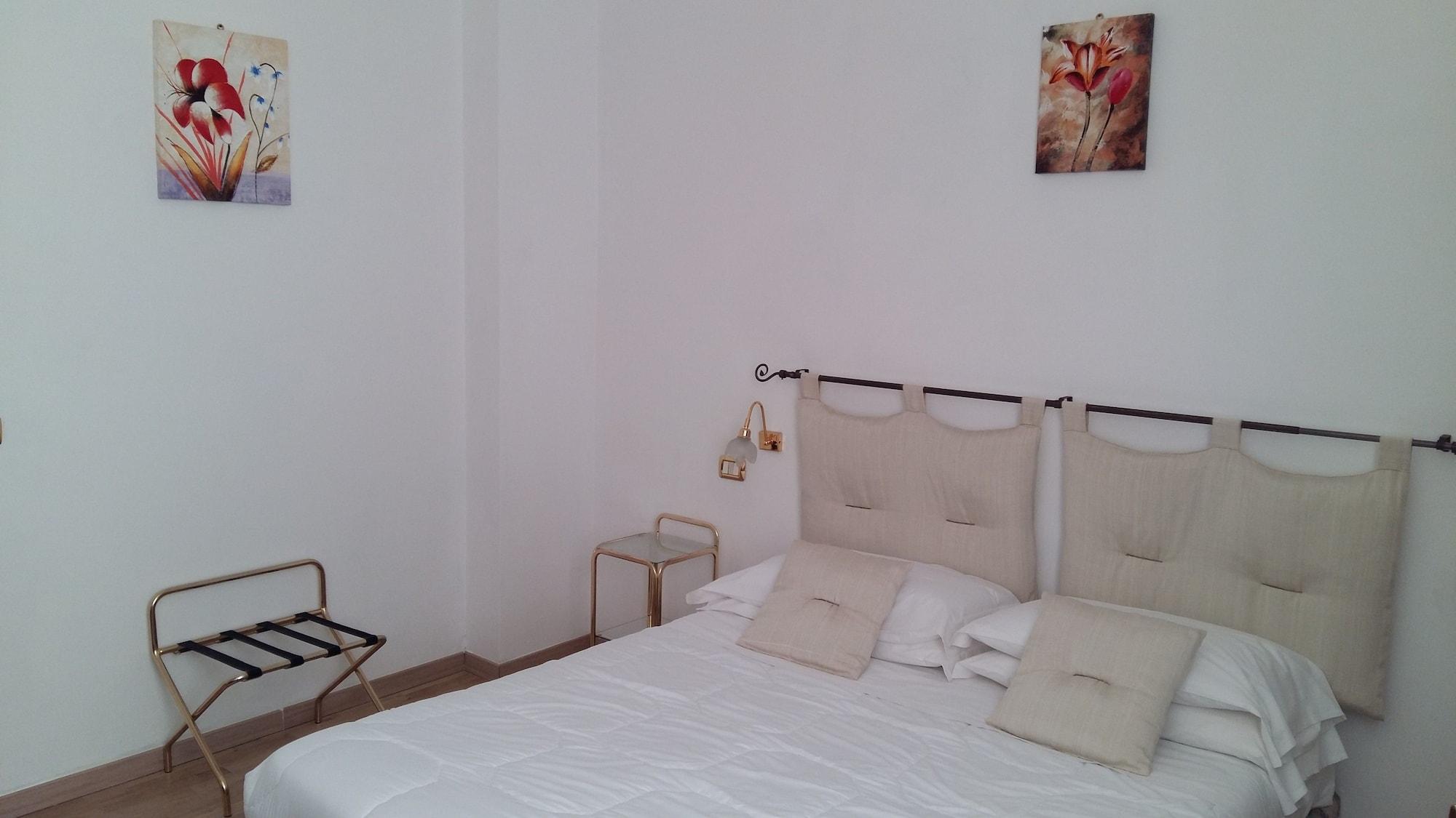Hotel Villa Delle Ortensie Sant'Omobono Terme Ngoại thất bức ảnh