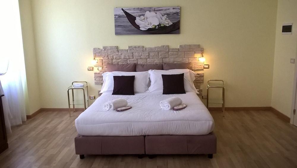 Hotel Villa Delle Ortensie Sant'Omobono Terme Ngoại thất bức ảnh