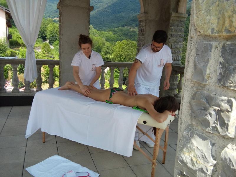 Hotel Villa Delle Ortensie Sant'Omobono Terme Ngoại thất bức ảnh